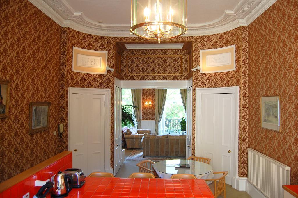 Regent Terrace, Central And Charming, Quiet Единбург Стая снимка